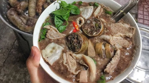 Người phụ nữ ở Huế mắc liên cầu lợn sau khi ăn cháo lòng 