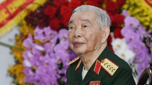 Hưng Yên là quê hương một Đại tướng, 23 tuổi đã là Bí thư Thành ủy Hà Nội, chủ soái “vươn ra biển Đông làm giàu, đánh thắng” ở Quân khu 3