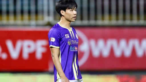 Hậu vệ PVF–CAND: Cao 1m80, 4 lần vô địch V.League 