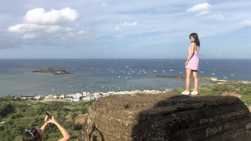 Đặc khu Phú Quý tỉnh Lâm Đồng là điểm đến hấp dẫn cho du khách ở biển đông 