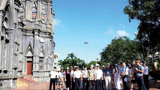 Bốn điểm mạnh nhất để du lịch tỉnh Ninh Bình mới 'bùng nổ' sau sáp nhập tỉnh Nam Định, Hà Nam