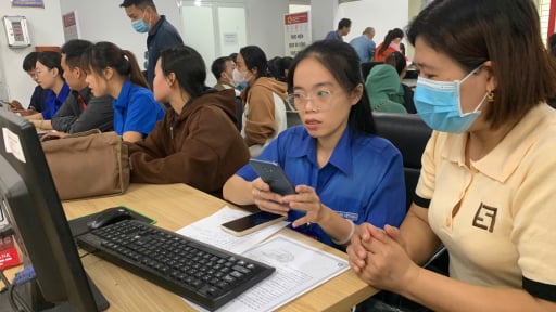 Người dân TP.HCM bất ngờ vì thủ tục đất đai được tinh giản sau khi sáp nhập