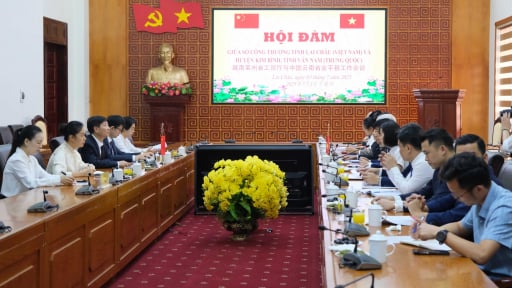 Sở Công thương Lai Châu đẩy mạnh hợp tác phát triển thương mại, du lịch và nông nghiệp với huyện Kim Bình (Trung Quốc)