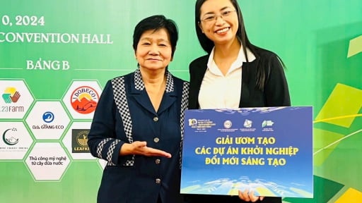 Nông dân trẻ TP.HCM làm nông nghiệp tử tế: Người xuất khẩu bột rau má, người trồng rau muống, nhẹ nhàng thu tiền triệu 