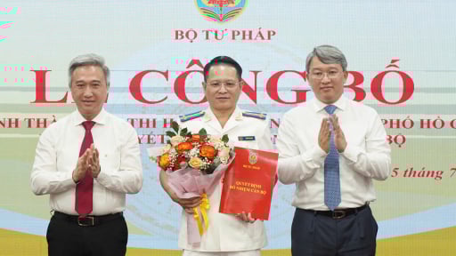 TP.HCM chính thức có Trưởng cơ quan Thi hành án dân sự mới, ông Nguyễn Văn Hòa nhận nhiệm vụ trọng trách