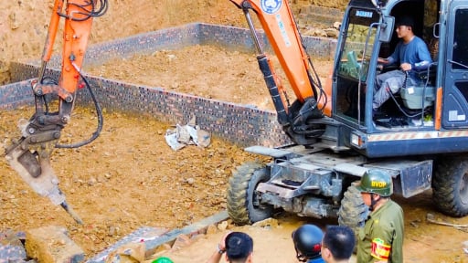Hải Phòng phá dỡ hàng loạt công trình san gạt núi, phân ô xây mộ trái phép