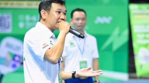 Thi đấu Pickleball, nếu đứng nhầm ô, khi ghi điểm được tính hay đánh lại?