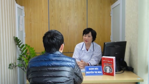 Bỏ vợ tìm người mới với hy vọng sinh con trai, giám đốc nhận kết quả sốc khi xét nghiệm ADN với 4 đứa trẻ