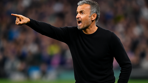 Luis Enrique biến PSG thành cỗ máy cân bằng, tiền tự chảy về
