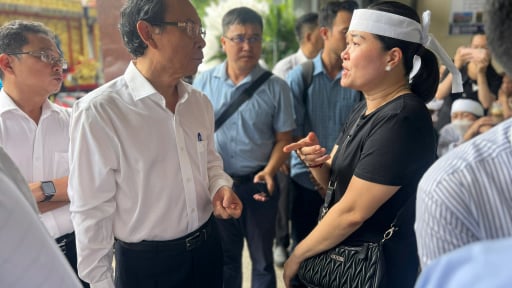 Bí thư TP.HCM Nguyễn Văn Nên: Chính quyền thành phố sẽ đồng hành, hỗ trợ gia đình các nạn nhân vụ cháy chung cư Độc Lập