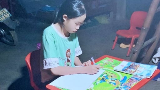 'Nhìn con lên cơn động kinh, trái tim tôi như thắt lại'
