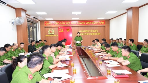 Thủ trưởng Cơ quan CSĐT Công an Hải Phòng yêu cầu tuyệt đối không để xảy ra các tụ điểm, ổ nhóm tội phạm sau sáp nhập