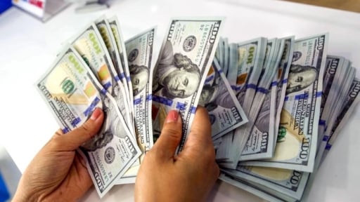 Giá USD hôm nay 11/7: Ổn định giữa 'đòn' thuế quan Mỹ và dữ liệu việc làm mạnh mẽ