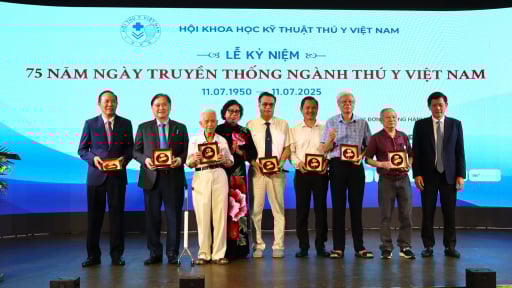 75 ngành Thú y Việt Nam: Tự hào truyền thống - Kiến tạo tương lai