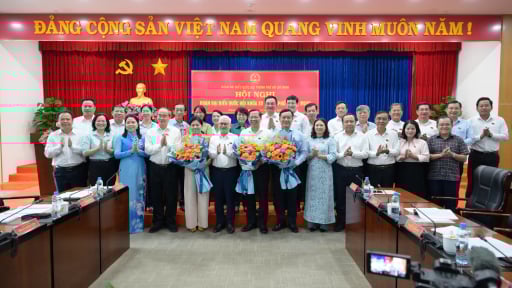 Đoàn ĐBQH TP.HCM tổ chức hội nghị lần đầu tiên sau sáp nhập, thực hiện nhiều hoạt động quan trọng