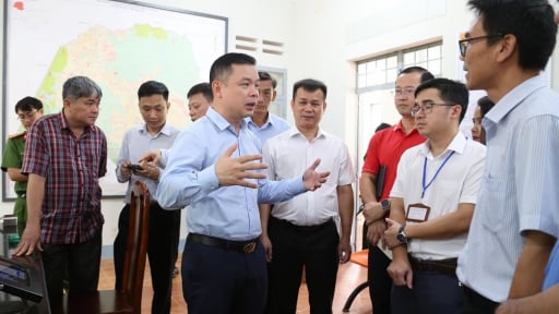 16 ngày sau sáp nhập tỉnh Phú Yên, một đoàn công tác của Tỉnh ủy Đắk Lắk mới làm việc với 2 xã về các việc quan trọng