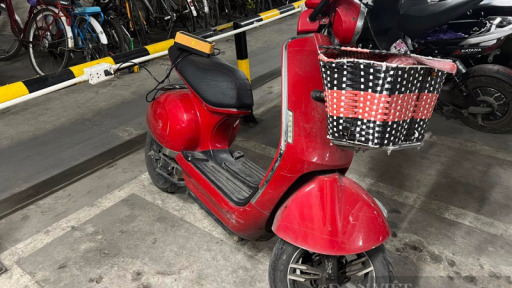 Hà Nội cấm xe máy xăng vào bên trong đường vành đai 1: Người dân ở chung cư băn khoăn?