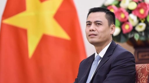 Ông Đặng Hoàng Giang trở lại Bộ Ngoại giao công tác, giữ chức Thứ trưởng