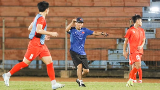 Tin tối (18/7): HLV Kim Sang-sik gặp “cú sốc@ ở U23 Việt Nam