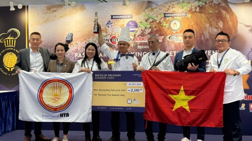 Vượt qua hơn 400 thí sinh đến từ các nước, thí sinh Việt Nam vô địch cuộc thi bánh ngọt và bánh mì quốc tế