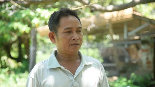 Theo chân trưởng thôn kiêm bí thư chi bộ xã vùng cao của tỉnh Khánh Hòa vận động người dân xóa nhà dột nát