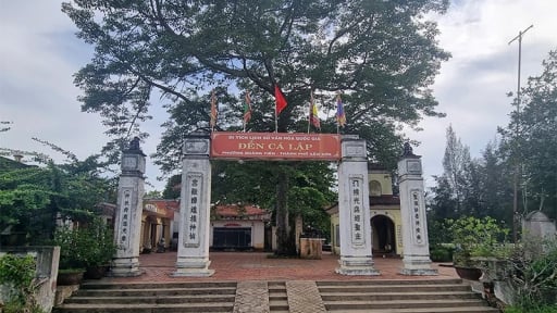 Làng cổ bên biển Sầm Sơn Thanh Hóa có đền thờ danh tướng nhà Trần đánh cho giặc Nguyên-Mông hồn xiêu, phách lạc