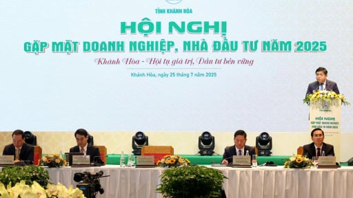 'Gợi mở' của Phó Thủ tướng Nguyễn Chí Dũng cho doanh nghiệp và nhà đầu tư tại Khánh Hòa