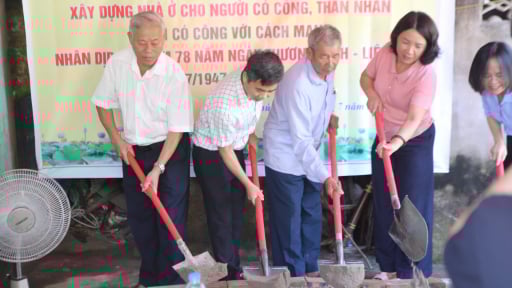 Khởi công xây dựng nhà ở cho người có công, thân nhân người có công với cách mạng