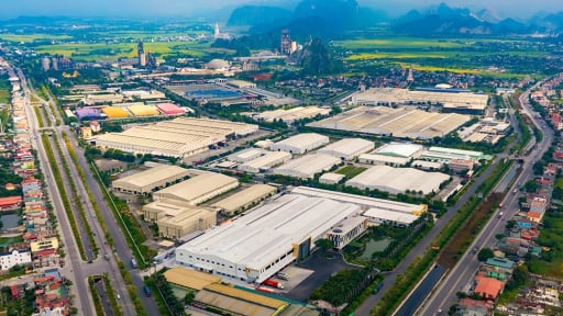 Tỉnh Ninh Bình mới vẫn là nơi hấp dẫn nhà đầu tư, thu hút 148 dự án đầu tư mới giá trị hàng chục ngàn tỷ