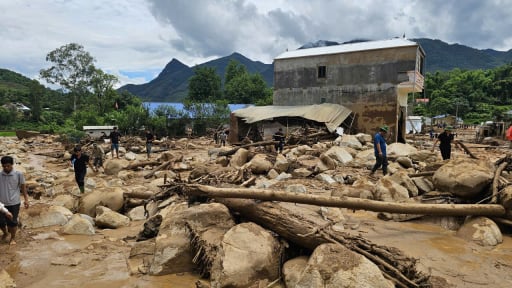 Nhiều bản làng ở Sơn La tan hoang sau mưa lũ, 5 người tử vong, 1 người mất tích, thiệt hại hàng trăm tỷ đồng