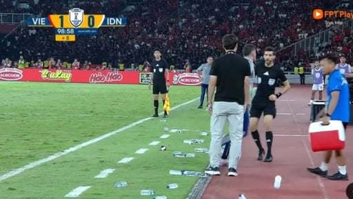 Asean Football bất ngờ trước “chiêu lạ” của BHL U23 Việt Nam khiến U23 Indonesia mất lợi thế