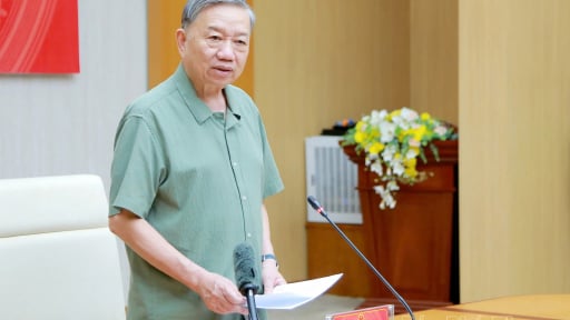 Tổng Bí thư Tô Lâm: Đảm bảo người dân mất nhà do mưa lũ có chỗ ở, không bị đói rét