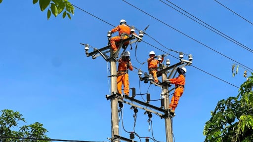 Giữ sáng miền gió Lào nắng lửa