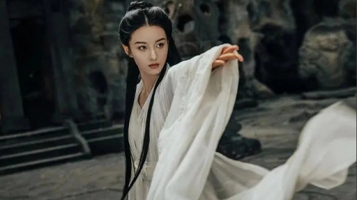 Tiểu Long Nữ học được Cửu Âm Chân Kinh từ đâu?