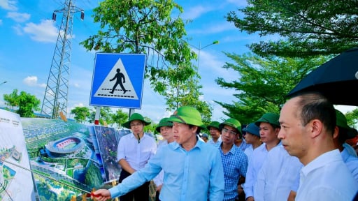 Bí thư Thành uỷ Hải Phòng Lê Tiến Châu kiểm tra một số dự án quan trọng khu vực phía tây thành phố