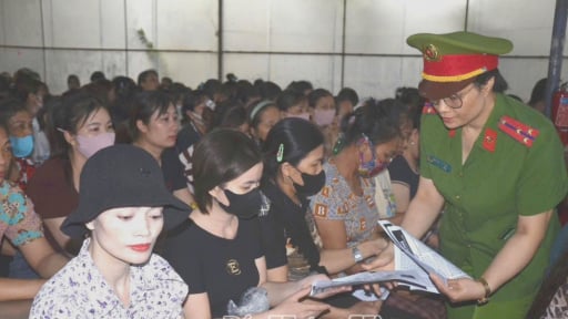 Công an xã Hưng Hà, tỉnh Hưng Yên, tuyên truyền các phương thức, thủ đoạn lừa đảo trên không gian mạng