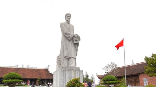 Thái Bình là quê nội, Hưng Yên là quê ngoại của bảng nhãn Lê Quý Đôn, vùng đất giao thoa về hôn nhân, huyết thống