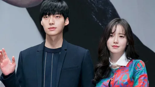 'Nàng cỏ' Goo Hye Sun bức xúc vì bị nhắc lại chuyện đời tư