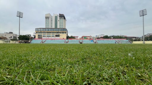 SVĐ Ninh Bình sử dụng loại cỏ cao cấp, đạt chuẩn FIFA và AFC
