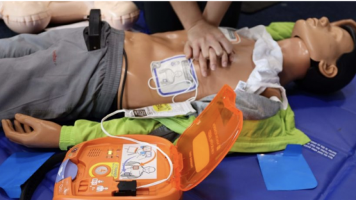Dự án lắp máy sốc tim ở nơi công cộng của PGS Nguyễn Lân Hiếu: Vì sao 'cấp thiết' đến vậy?