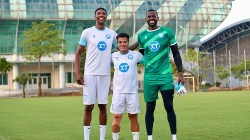 Dàn cầu thủ “khổng lồ” của Thép xanh Nam Định khiến V.League phải... ngán