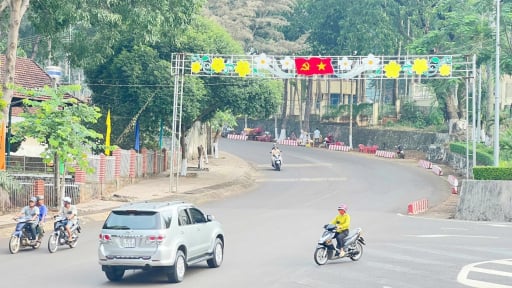 Xã Lộc Ninh, tỉnh Đồng Nai-vận hội mới ở vùng đất đầu tiên của miền Nam được hoàn toàn giải phóng trong chiến dịch HCM