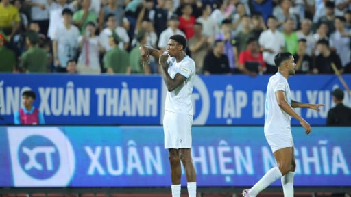 Tin sáng (15/8): Kyle Hudlin 2m06 có muốn chơi cho ĐT Việt Nam?