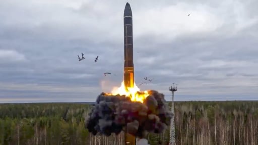 Ukraine 'ngồi trên đống lửa' vì phát hiện Nga sắp thử tên lửa 'bất khả chiến bại' có thể mang đầu đạn hạt nhân