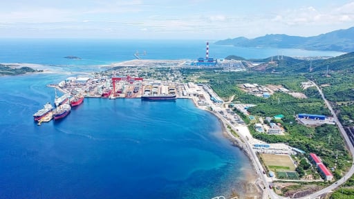 Đây là khu kinh tế hoành tráng nghìn tỷ của tỉnh Khánh Hòa nằm bên vịnh biển đẹp như phim
