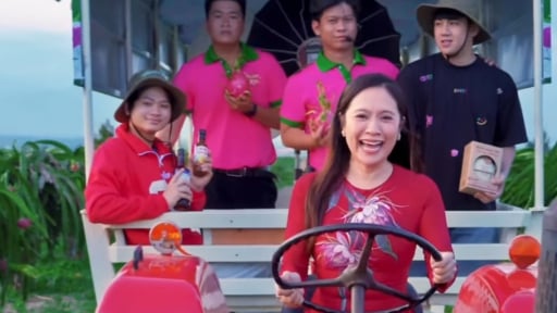 Nghệ sỹ Thanh Thúy vào vai nông dân livestream bán thanh long, hàng đặc sản ở phố biển tỉnh Lâm Đồng