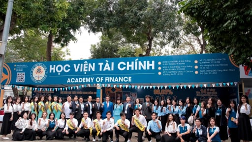 Điểm chuẩn Học viện Tài chính năm 2025: Điểm tên những ngành cao nhất