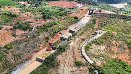 Số phận của hàng chục hộ dân bị 'treo' theo dự án hồ chứa nước Đông Thanh 500 tỷ đồng
