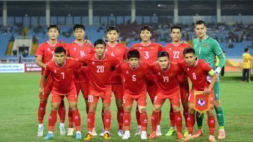 Tin tối (26/8): HLV Kim Sang-sik loại sạch “lứa 95 đổ về trước' vì tham vọng cực lớn