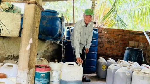 Nông dân Đồng Tháp từ hộ nghèo 'rớt mồng tơi', đến nông dân sản xuất kinh doanh giỏi cấp tỉnh